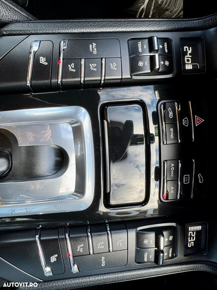 Porsche Cayenne Diesel Tiptronic S - 31