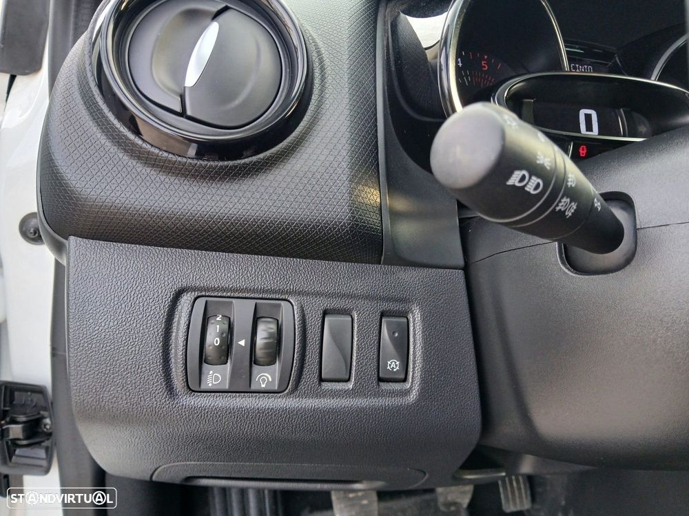 Renault Clio 1.5 dCi Limited - 31