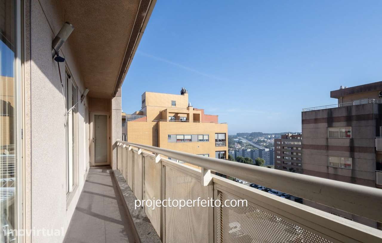 Apartamento T3 Venda em Vilar de Andorinho,Vila Nova de Gaia - Grande imagem: 2/13