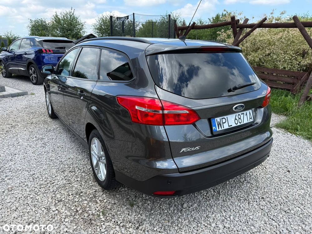 Ford Focus 1.6 TDCi DPF Trend - 9