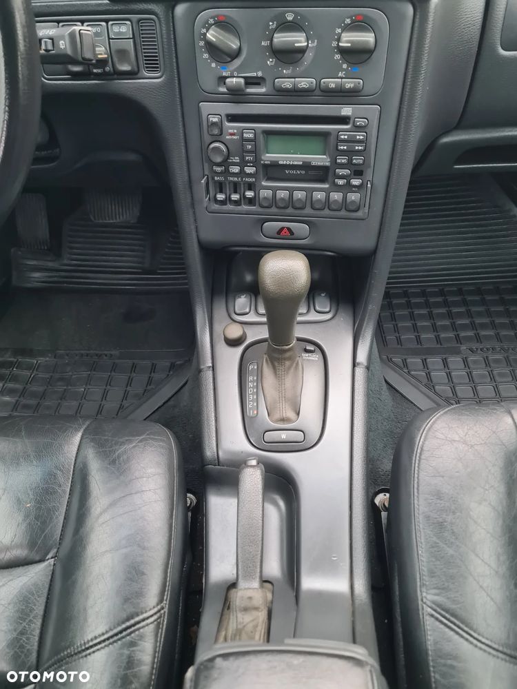 Volvo V70 - 28