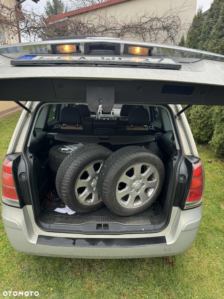 Opel Zafira 1.8 Design Edition - 7