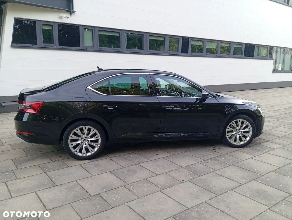 Skoda Superb 2.0 TSI Style DSG - 6