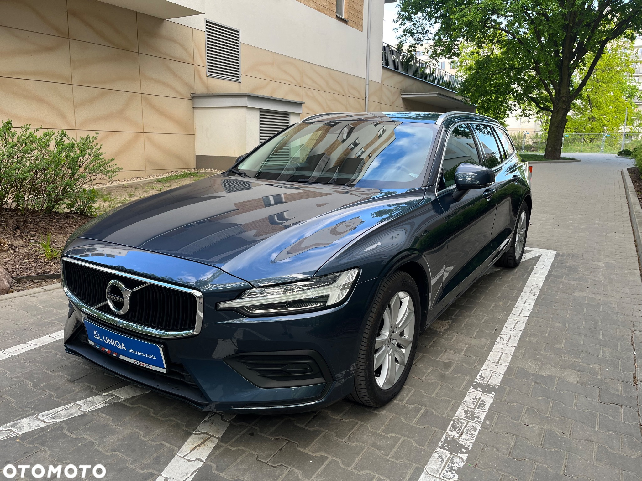Volvo V60 D3 Momentum Pro - 3