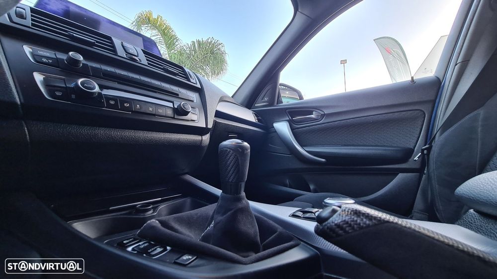 BMW 120 d Pack M - 15