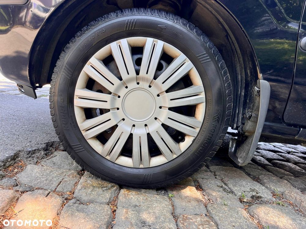 Ford Fusion - 19