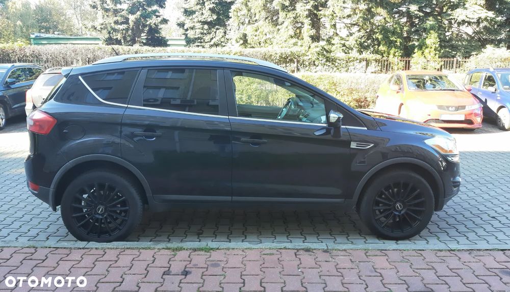 Ford Kuga 2.0 TDCi 4x4 Titanium - 22