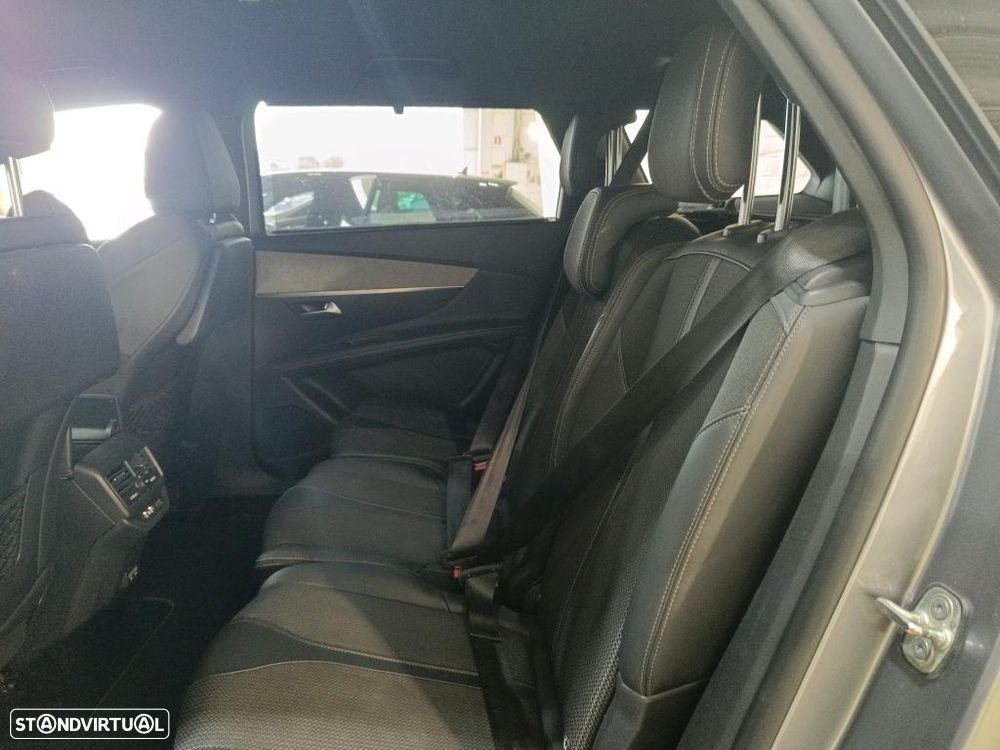 Peugeot 5008 1.5 BlueHDi GT EAT8 - 9