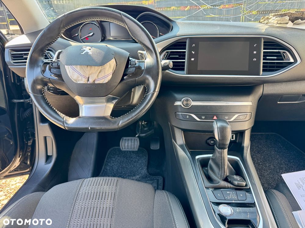 Peugeot 308 - 19