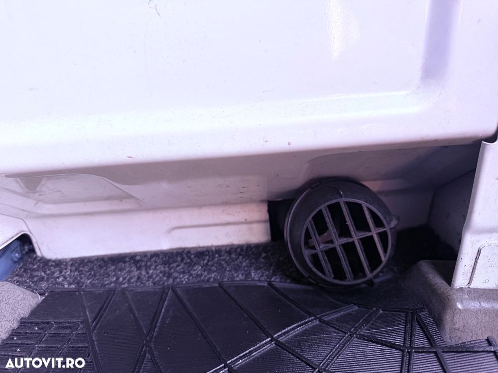 Mercedes-Benz Sprinter 906.253 Pickup cabina dubla - 21