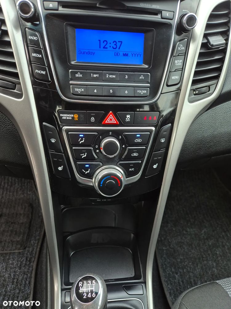 Hyundai i30 blue 1.6 CRDi Classic - 33