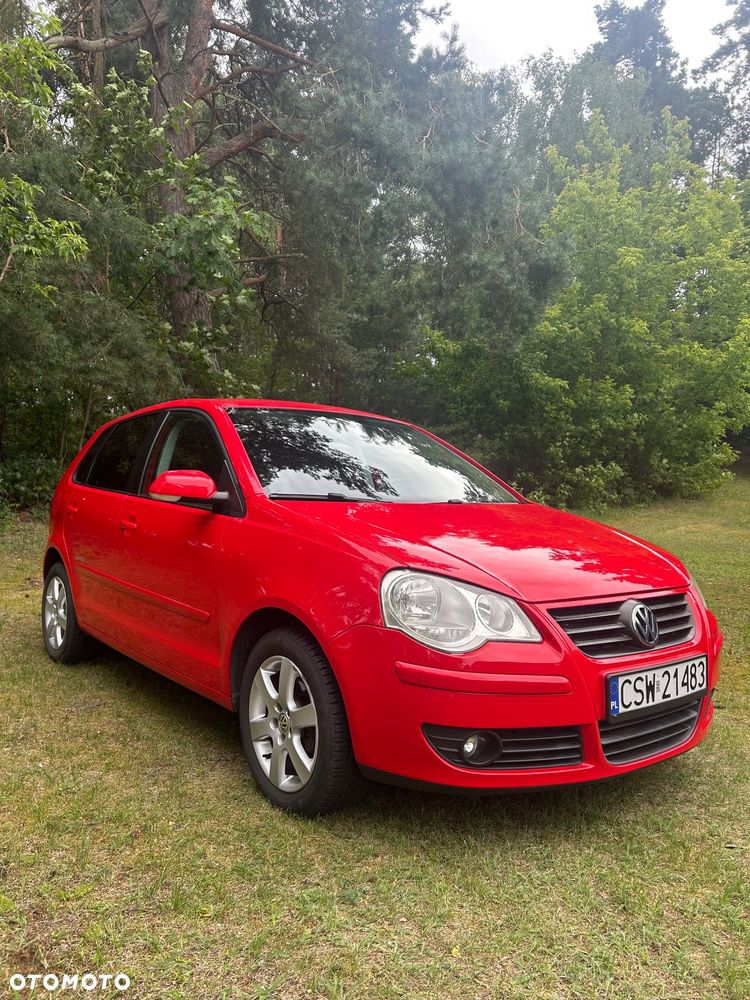 Volkswagen Polo - 1