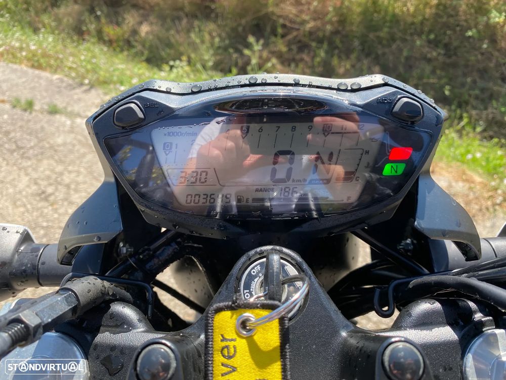 Suzuki SV - 17