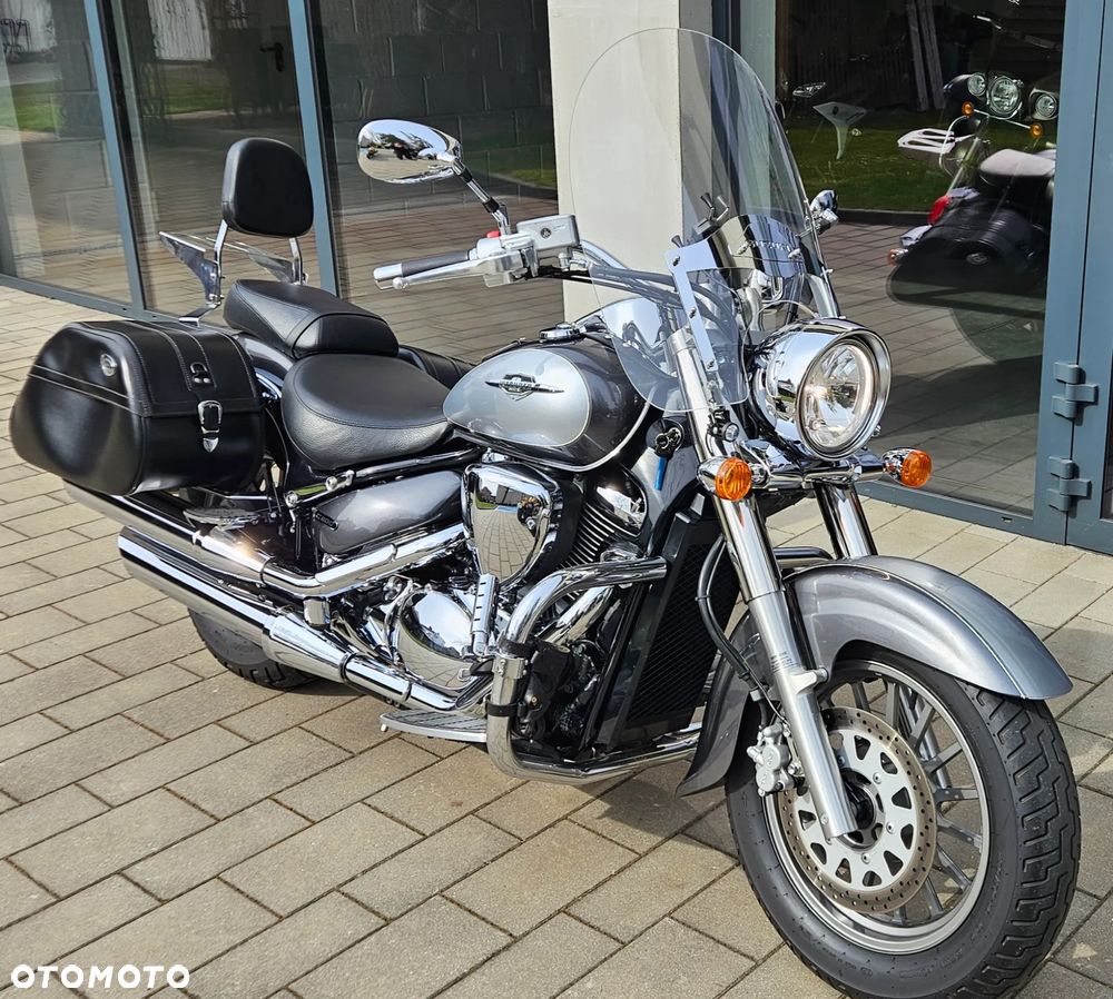 Suzuki Intruder - 6