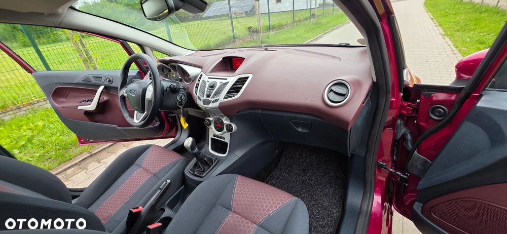 Ford Fiesta 1.25 Titanium - 22