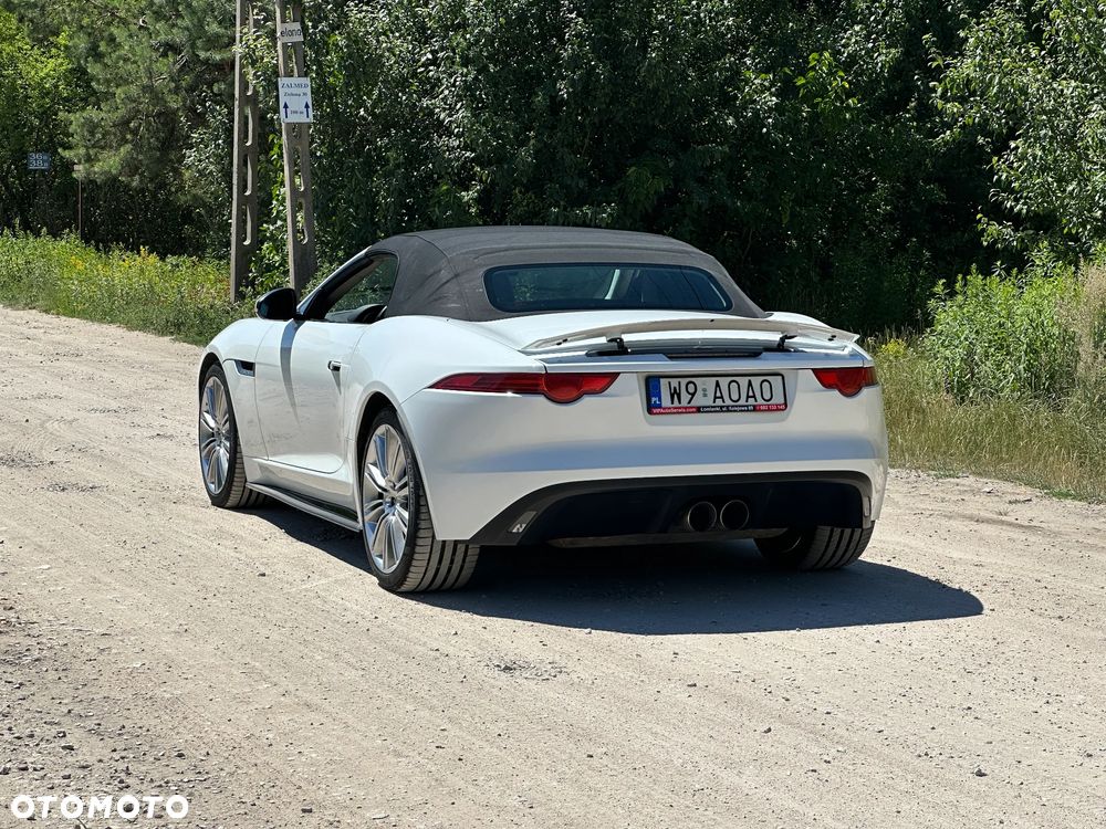 Jaguar F-Type R-Dynamic - 2