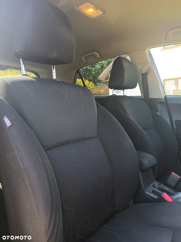 Toyota Auris 1.33 VVT-i Life - 17