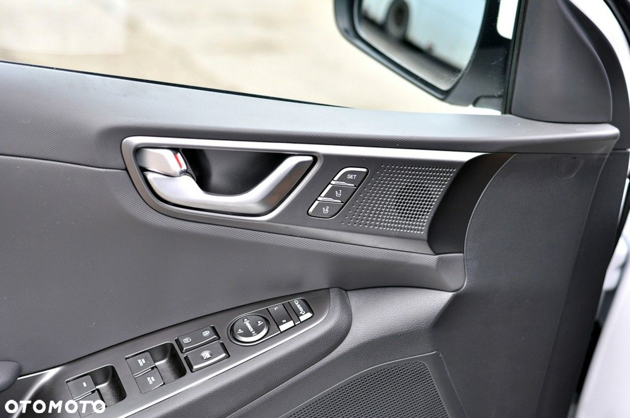 Hyundai IONIQ hybrid Premium - 14