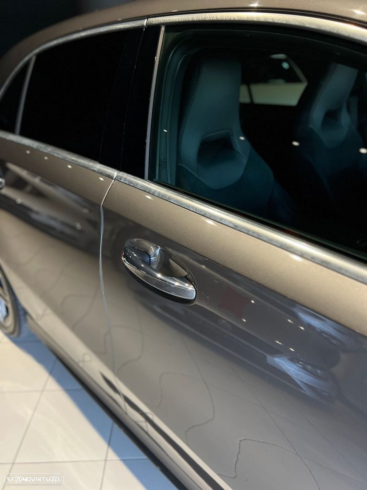 Mercedes-Benz A 250 e AMG Line - 10