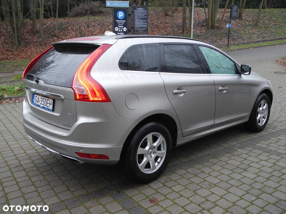 Volvo XC 60 - 4