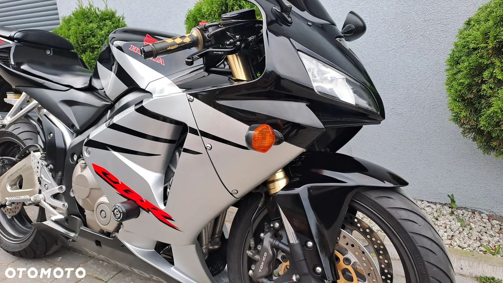 Honda CBR - 8