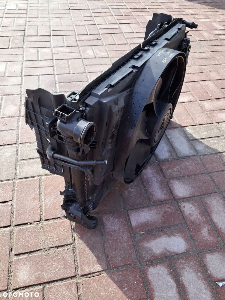 mercedes w207 2.2 cdi pas przedni chłodnice wentylator - 4