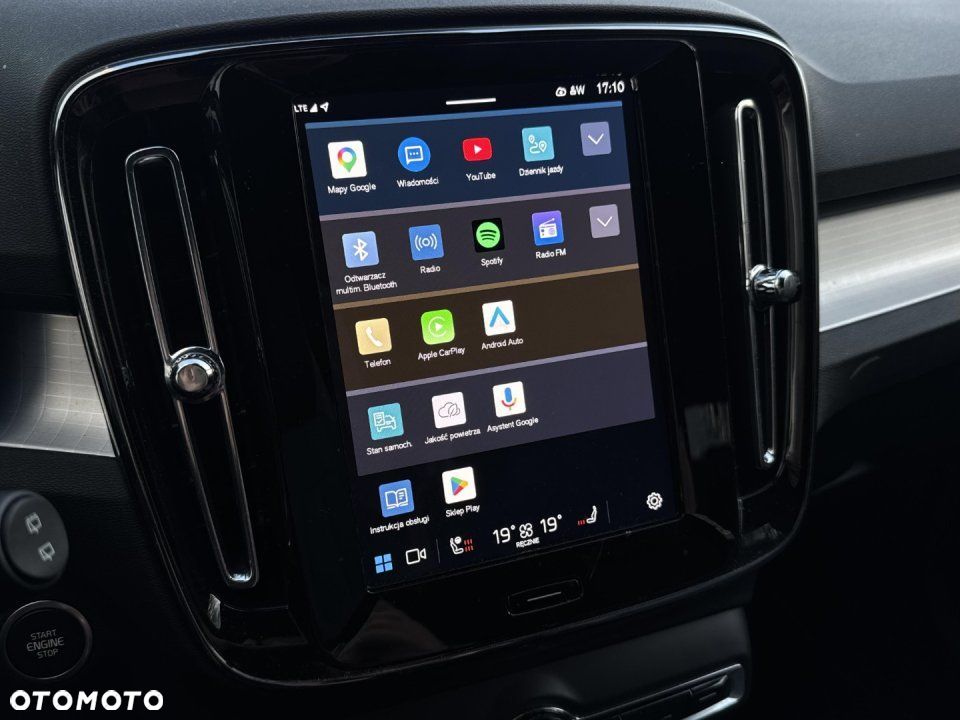 Volvo XC 40 - 26