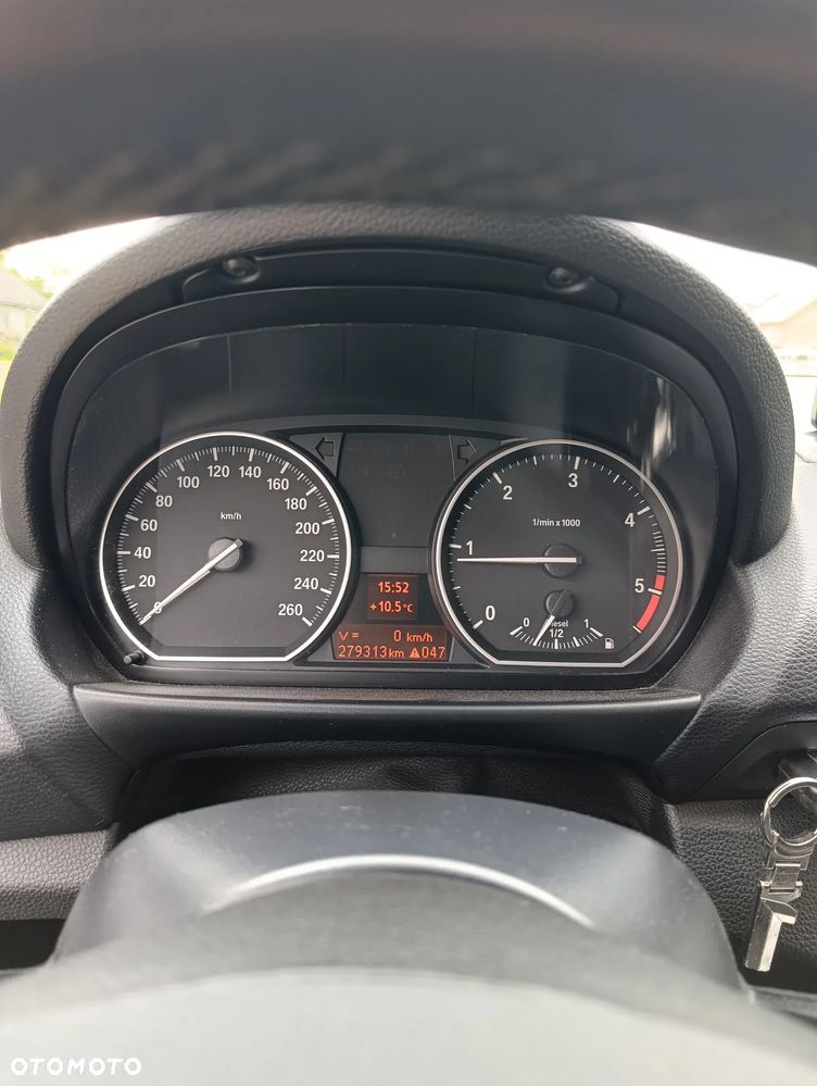 BMW Seria 1 - 22