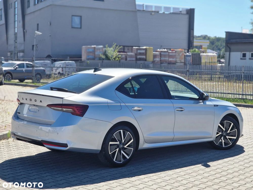 Skoda Octavia 2.0 TDI Sportline DSG - 7
