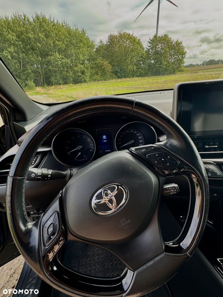 Toyota C-HR - 6