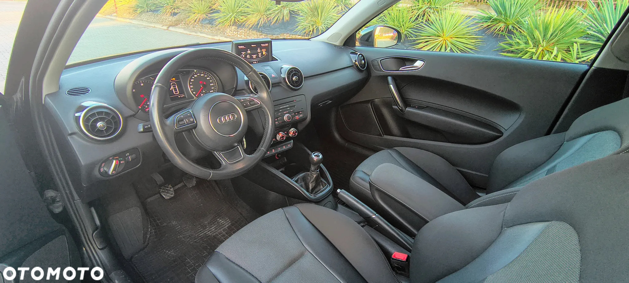 Audi A1 1.6 TDI Attraction - 31