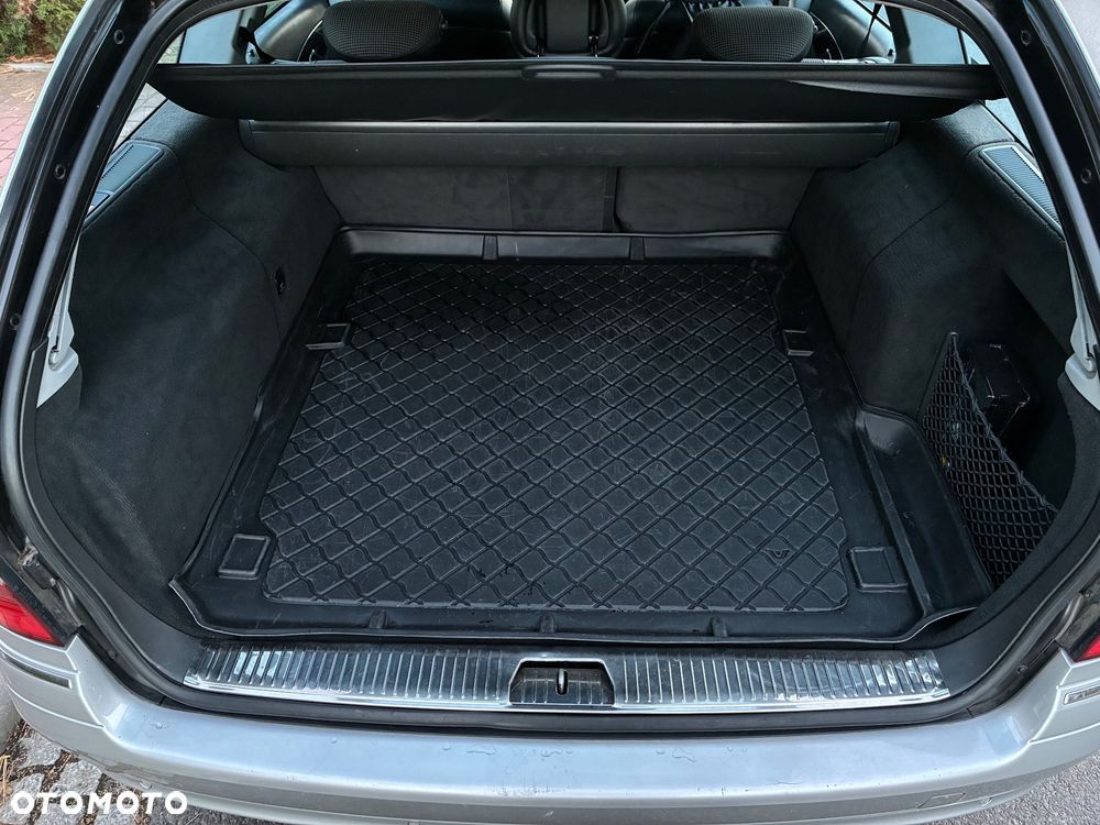 Mercedes-Benz Klasa E - 20