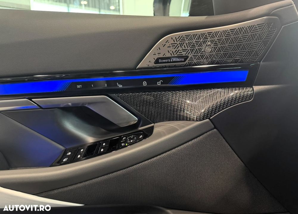 BMW M5 xDrive AT PHEV - 16