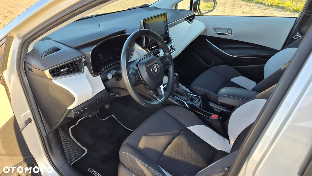 Toyota Corolla 2.0 Hybrid Comfort - 27