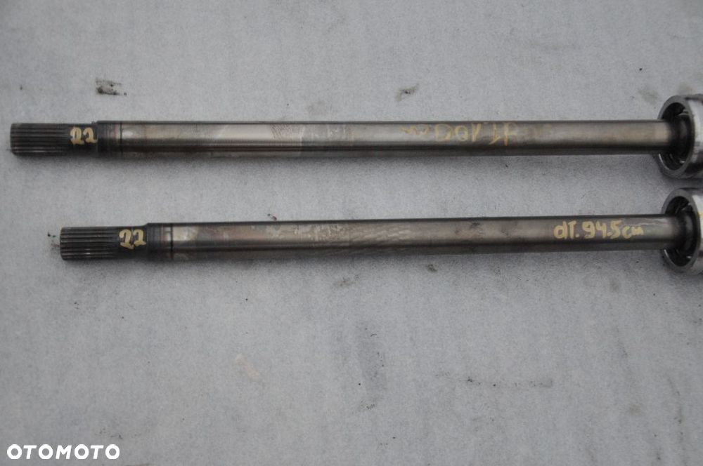 PÓŁOŚ PÓŁOŚKA NEW HOLLAND CASE DŁ. 94,5 CM / 100 CM - 2