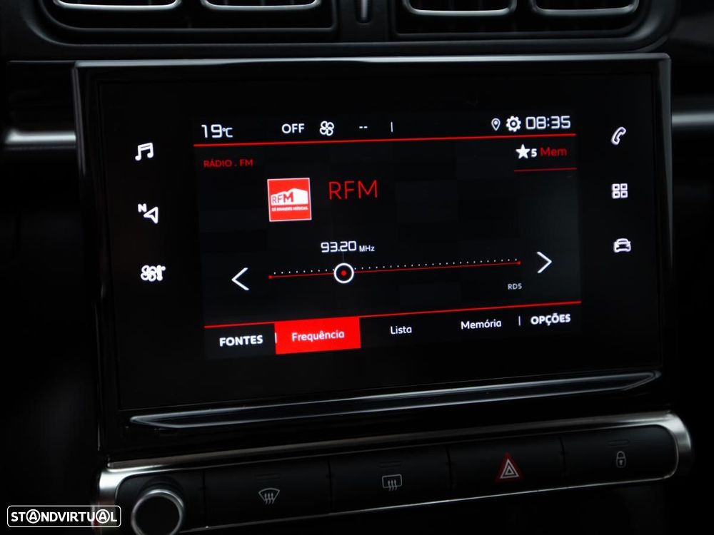 Citroën C3 1.5 BlueHDi Shine — fotografia 17