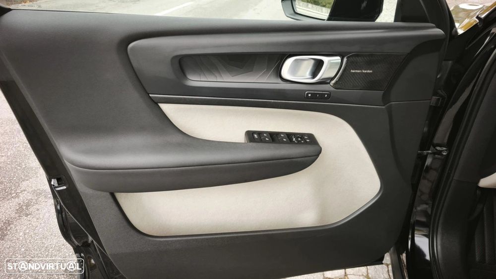 Volvo XC 40 1.5 T4 PHEV Plus Dark - 18