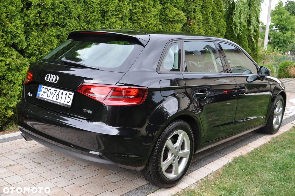 Audi A3 Sportback 1.4 TFSI Ambiente - 3