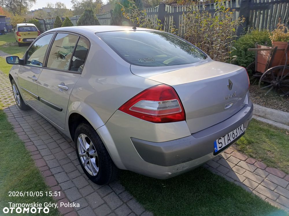 Renault Megane 1.6 16V Confort Authentique - 3