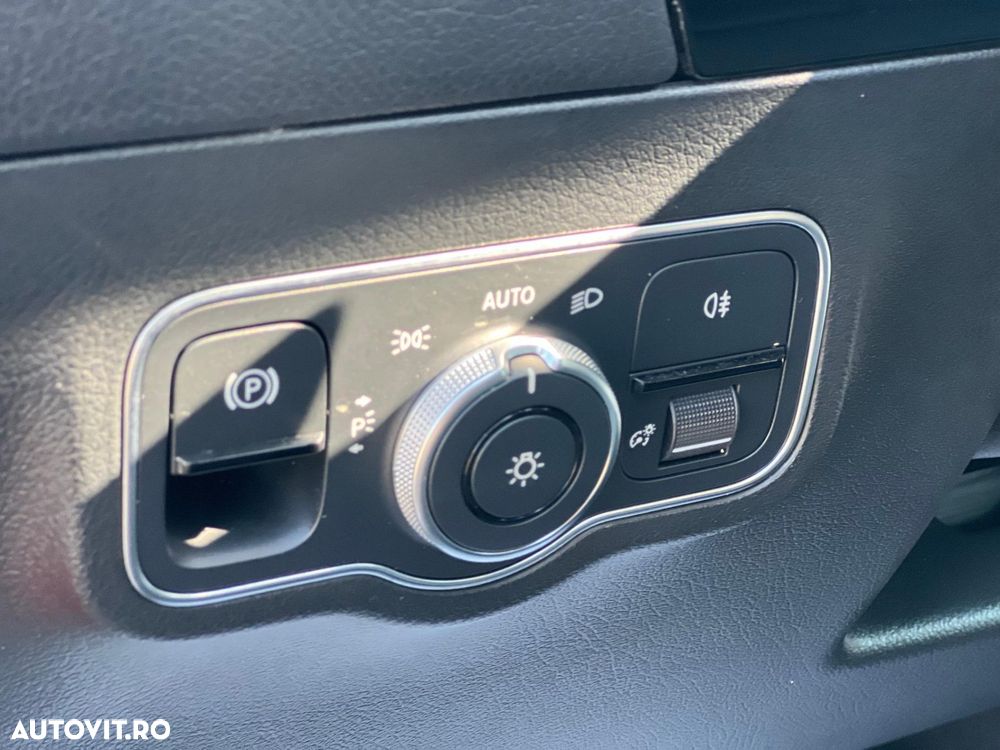 Mercedes-Benz GLA 200 4MATIC Aut. - 13