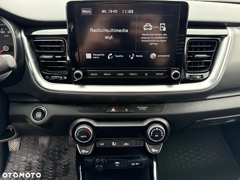Kia Stonic 1.2 L Business Line - 22