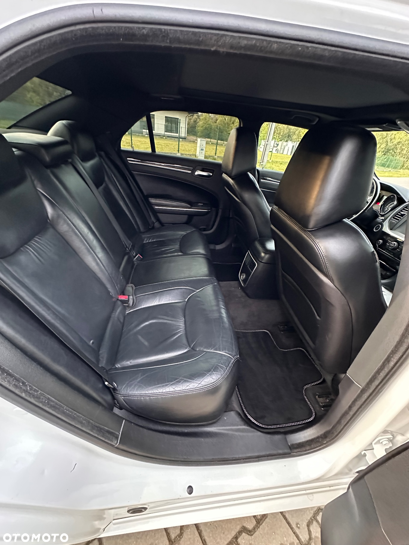 Chrysler 300C 3.5 V6 AWD - 25