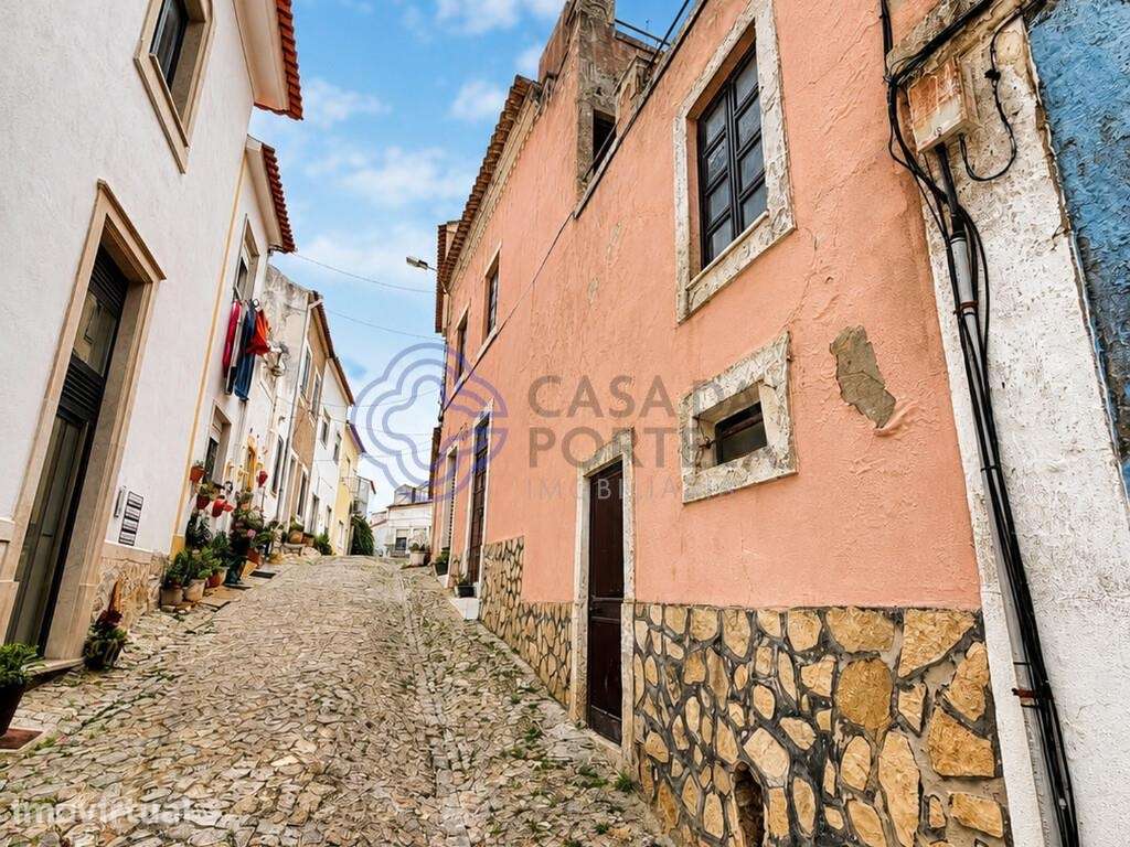 Prédio para recuperação total no centro histórico de São Martinho do P - Grande imagem: 5/10