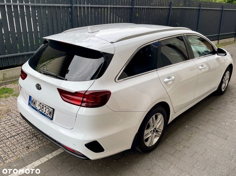 Kia Ceed 1.6 CRDi SCR M - 6