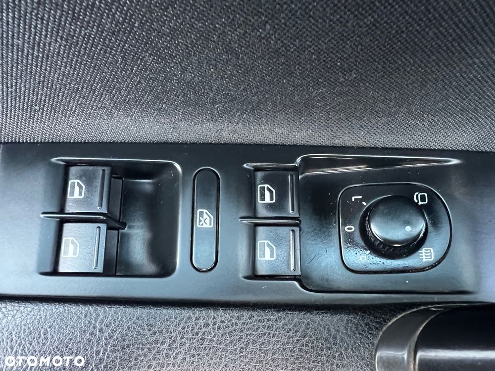 Volkswagen Passat 1.8 TSI Exclusive - 11