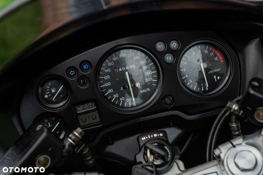 Honda CBR - 9