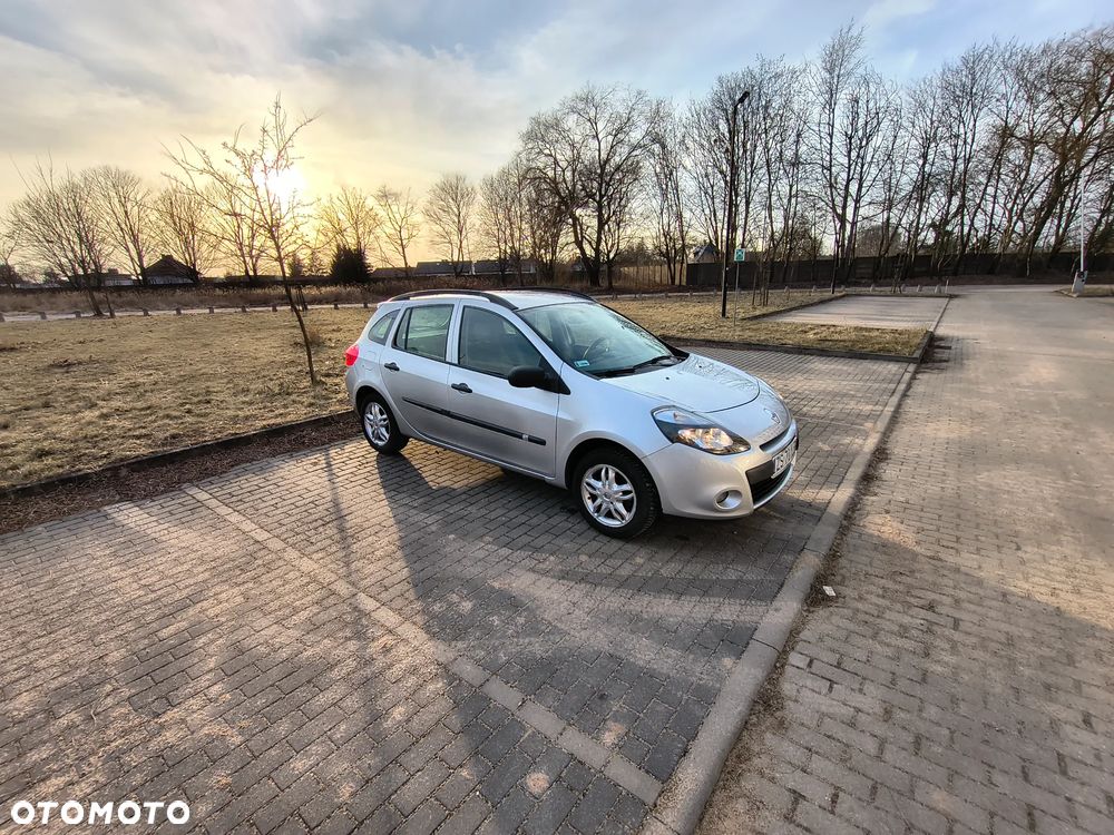 Renault Clio 1.2 16V 75 Dynamique - 3