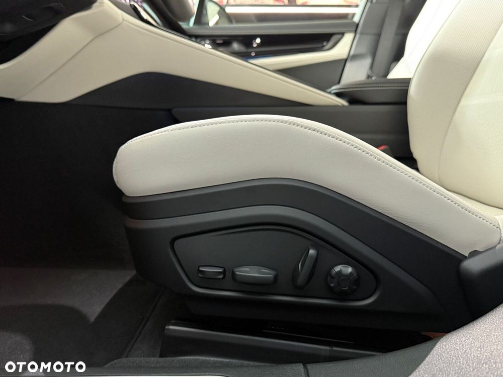 Porsche Panamera - 20