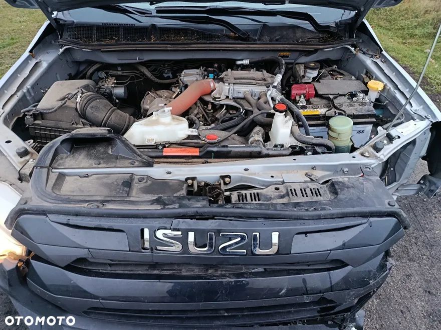 Isuzu D-Max - 4