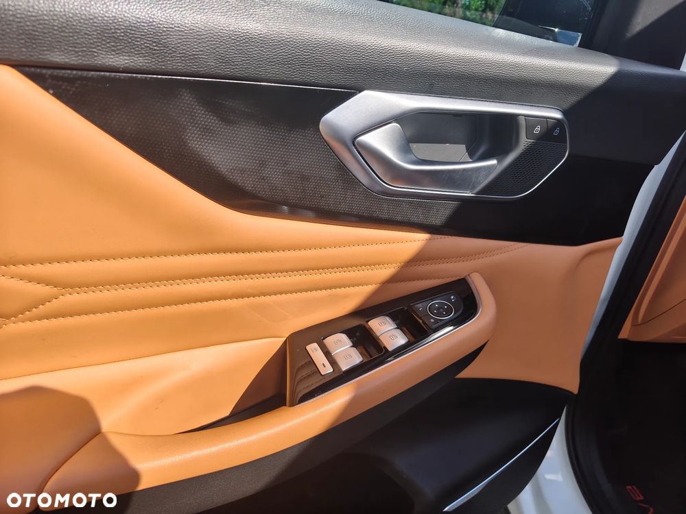 BAIC 7 1.5T Luxury DCT - 10